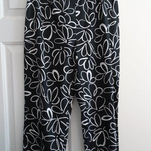 Ladies Size 6 Lined Dress/Casual Pants-Black/White